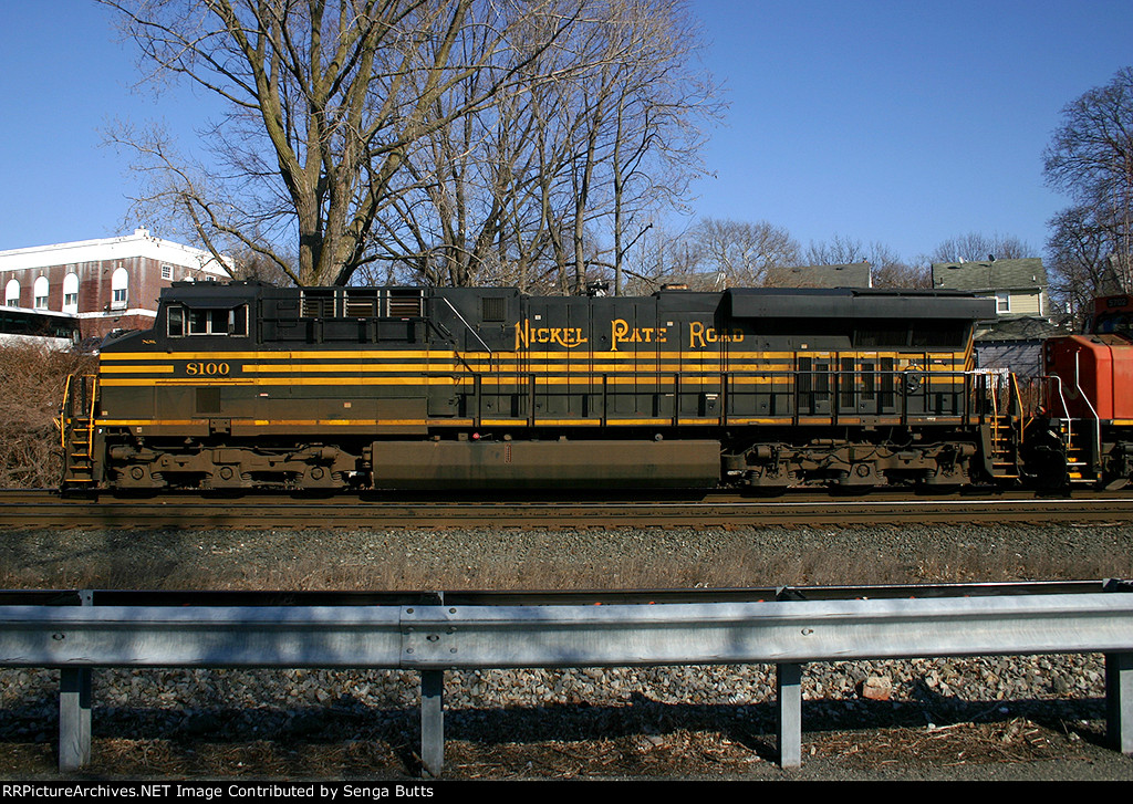 NS 8100